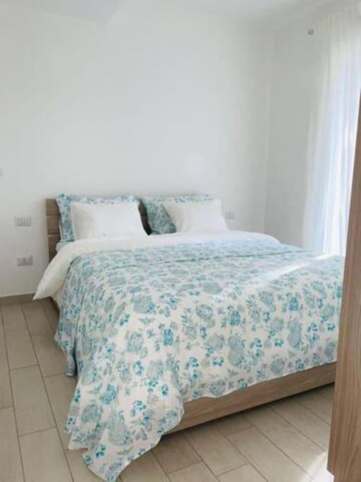 Zaffiro Casa Vacanze Al Mare 발레도리아 외부 사진