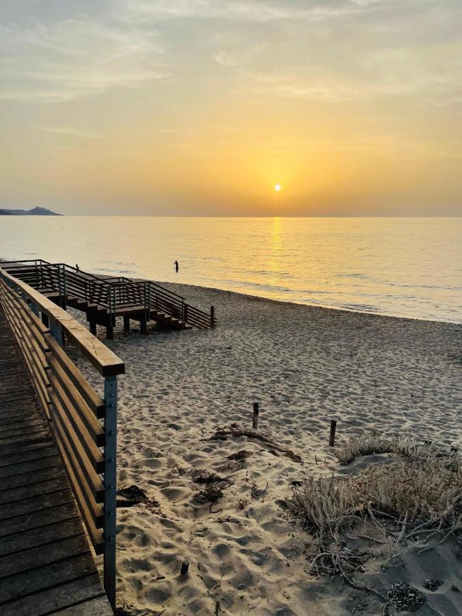 Zaffiro Casa Vacanze Al Mare 발레도리아 외부 사진